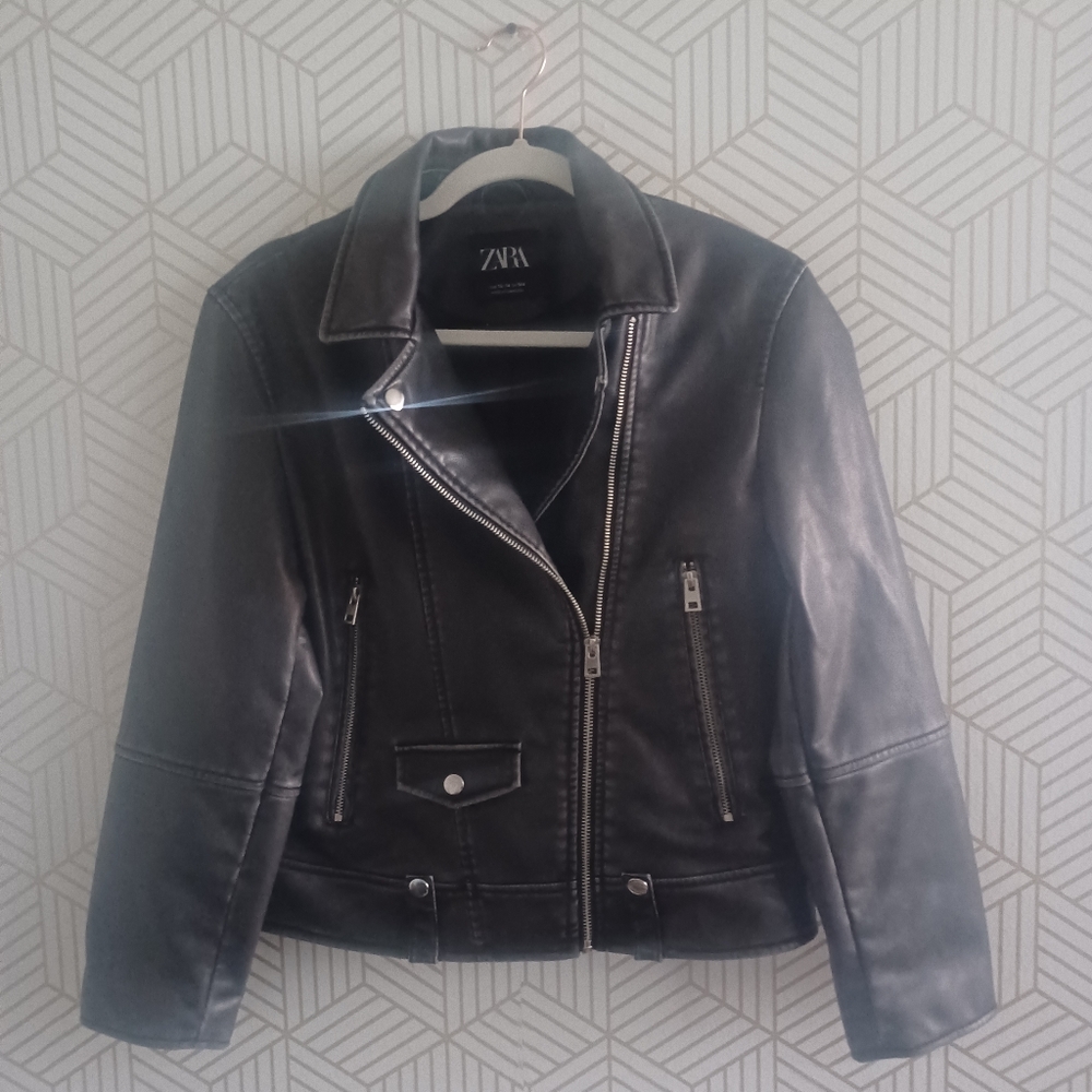 Jacket - Picture 3 of 6